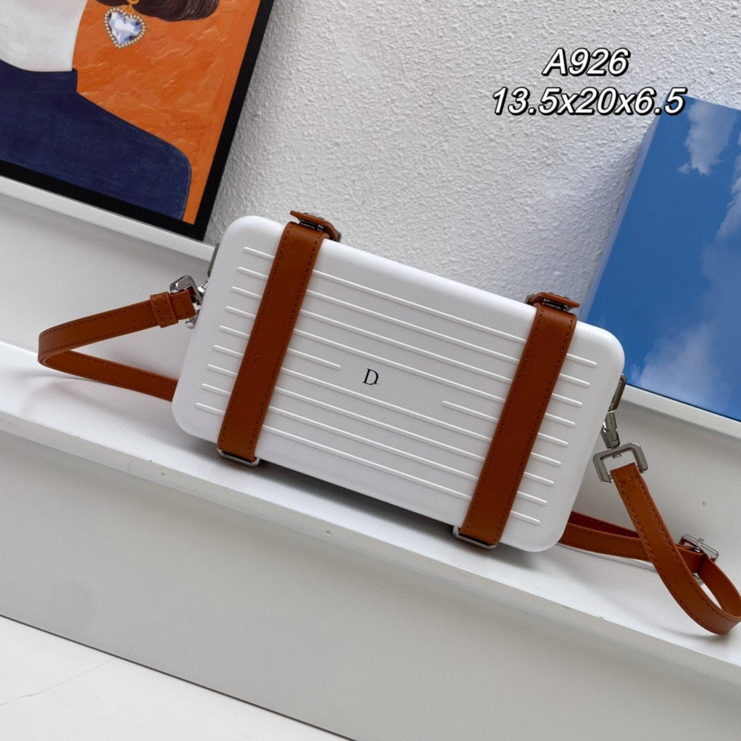 Co-Branded Luggage 2026 New Model Unisex Hard-Shell Shoulder Crossbody Bag Stylish Fashion Color-Blocking Box Bag Trendy eprolo